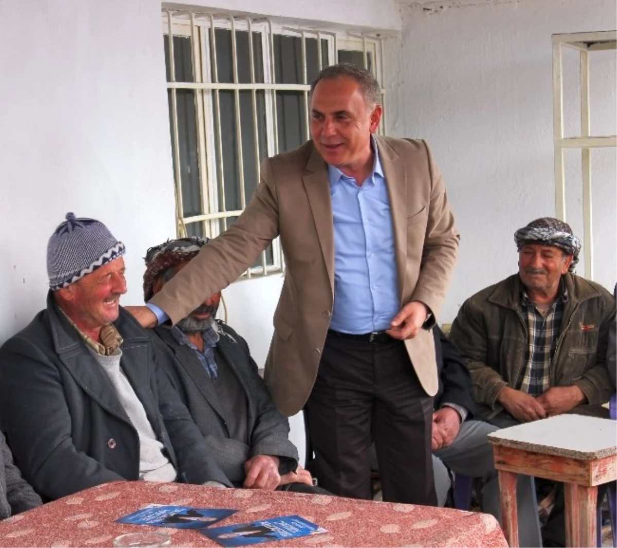 "Aliağa Köylüsü Hizmetsizlikten Bıktı"
