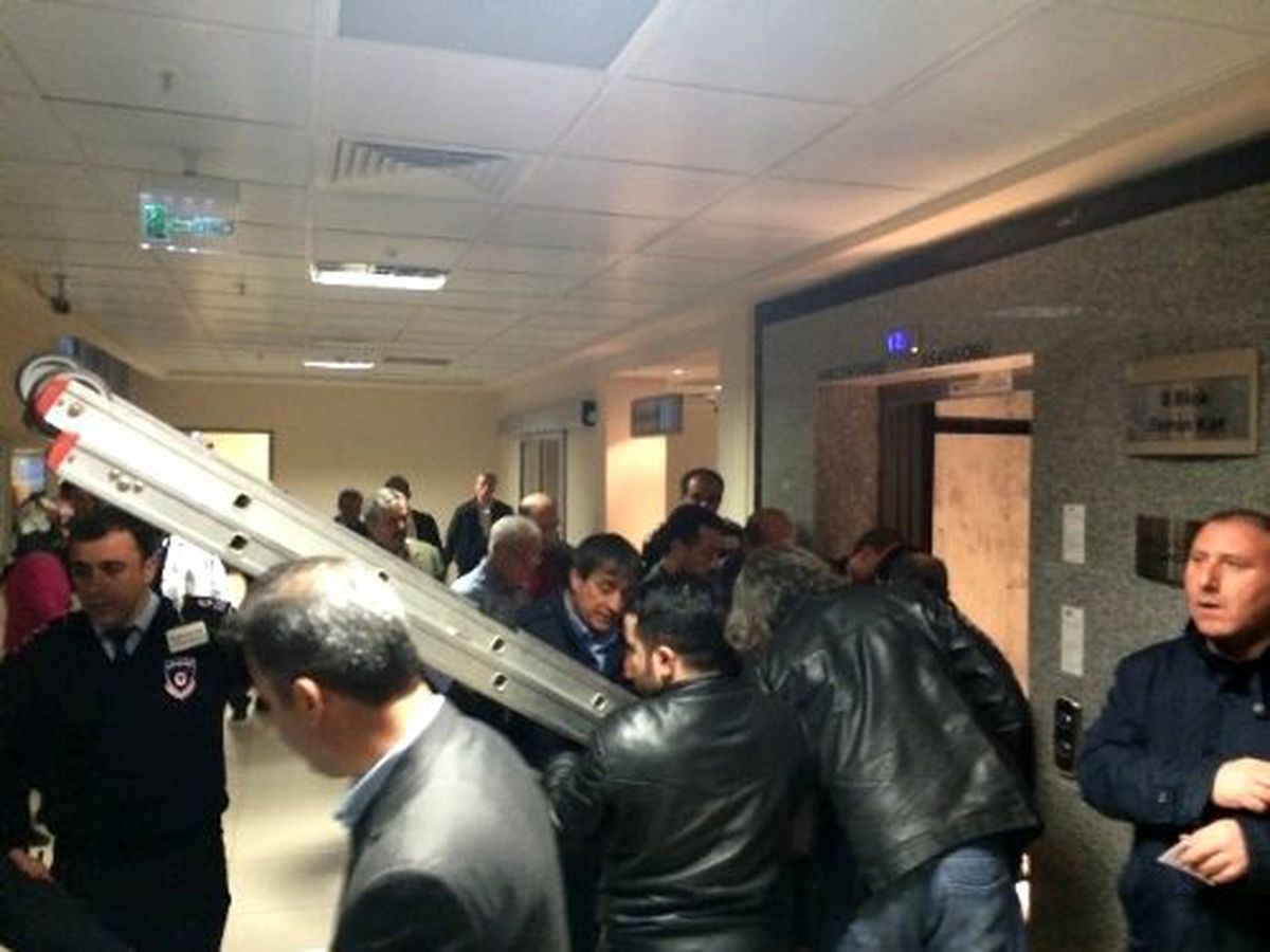 Arbede Sırasında Asansörün Boşluğuna Düştü