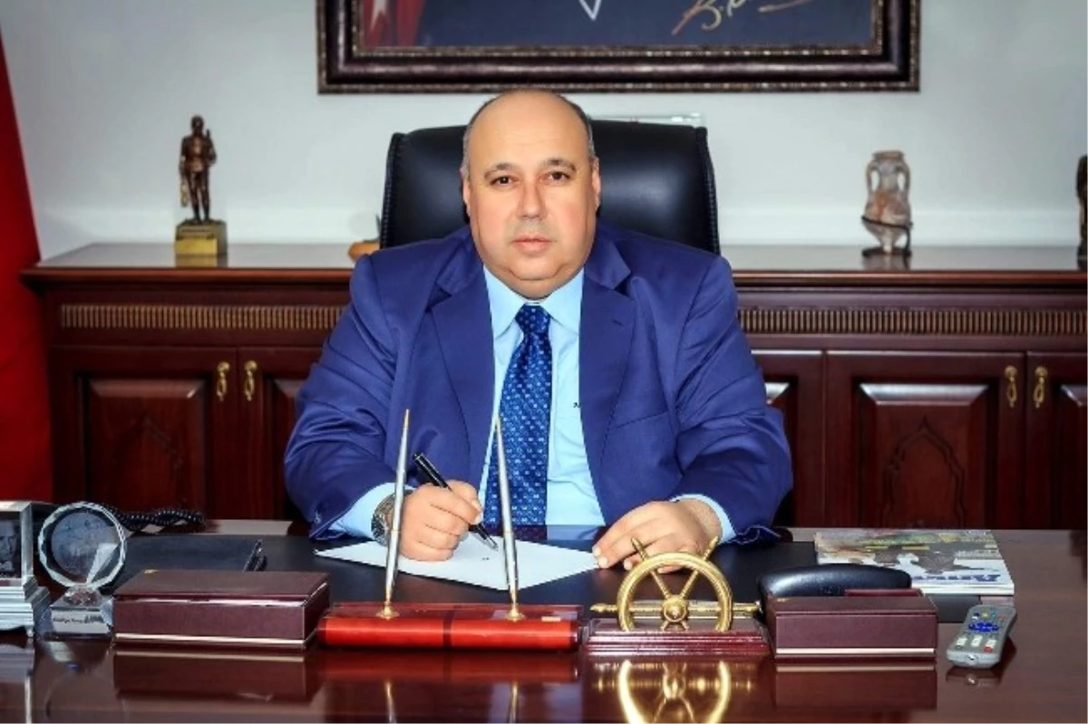 Amasra Belediye Başkanı Timur Öğrencilere Başarı Diledi