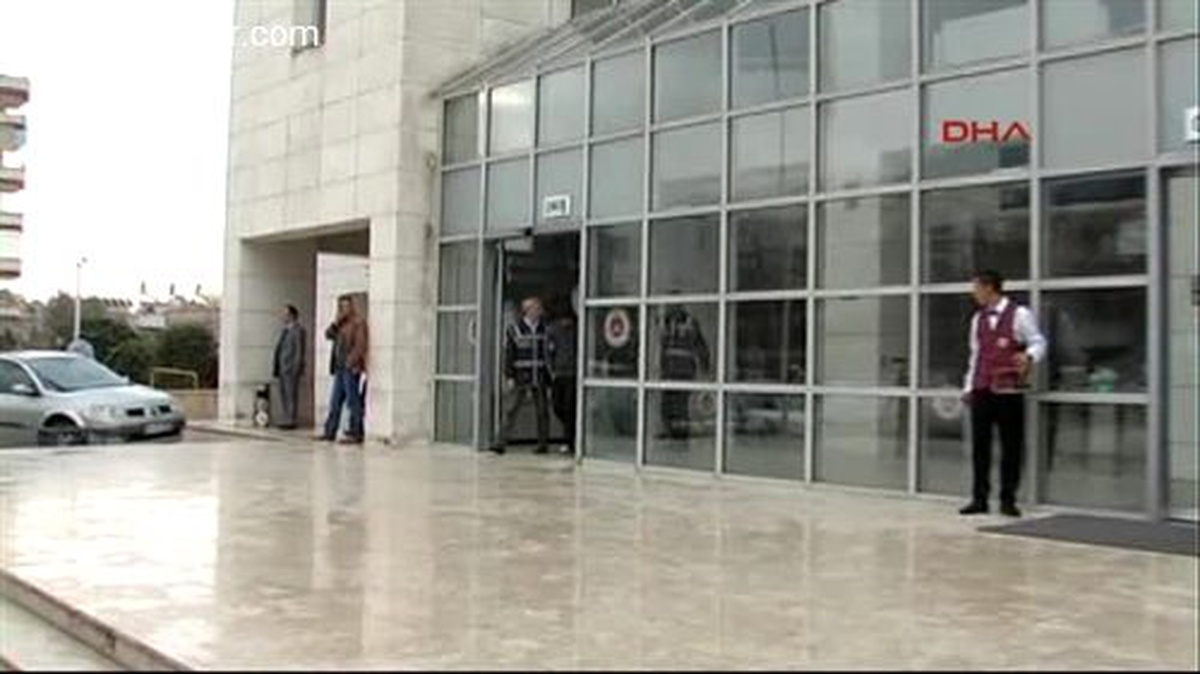 İstanbullu Tekstilciye, Alanya\'da Kadın Tuzağıyla Dayak ve Gasp
