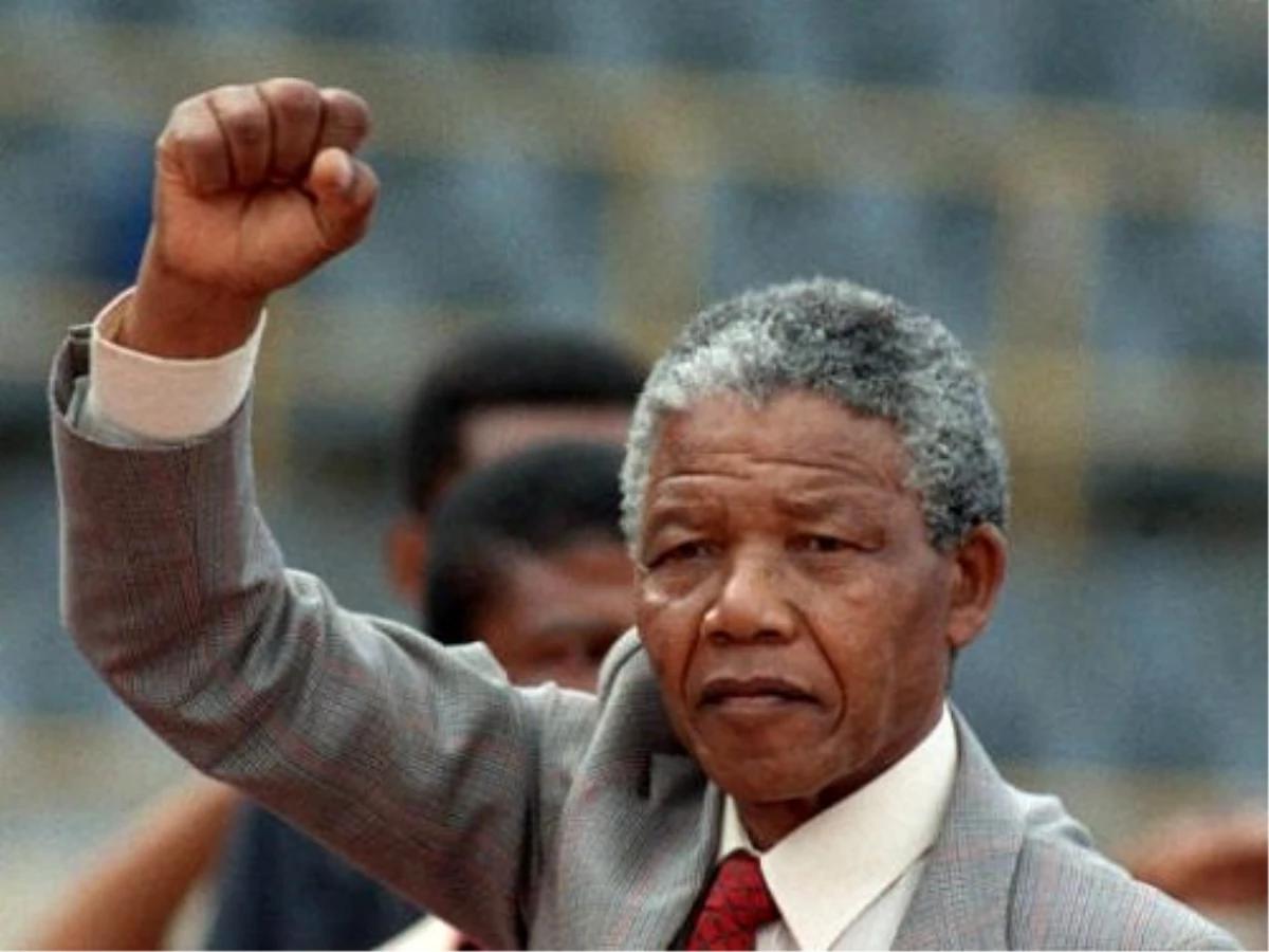 Mandela\'nın 2 Kızının Daha Olduğu İddiası