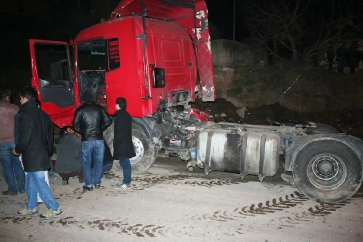 Reyhanlı\'da Trafik Kazası: 1 Ölü 1 Yaralı