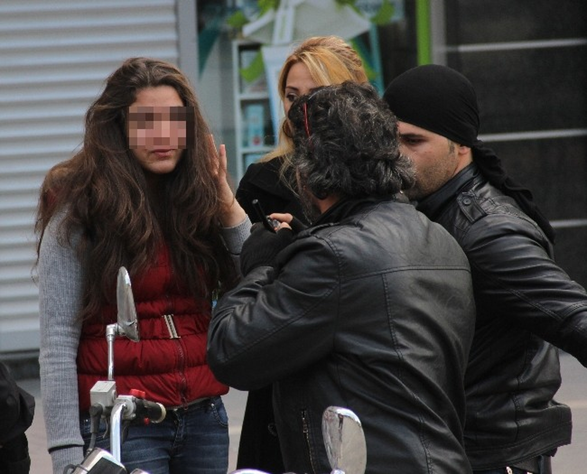 Adana\'da Kapkaça Uğrayan Genç Kız Gözyaşlarına Boğuldu