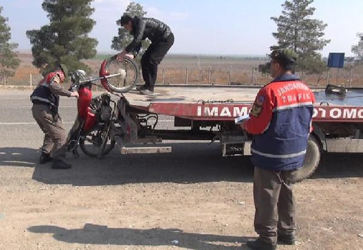 Çalıntı Motosiklette Yakalanıp, Gözaltına Alındı