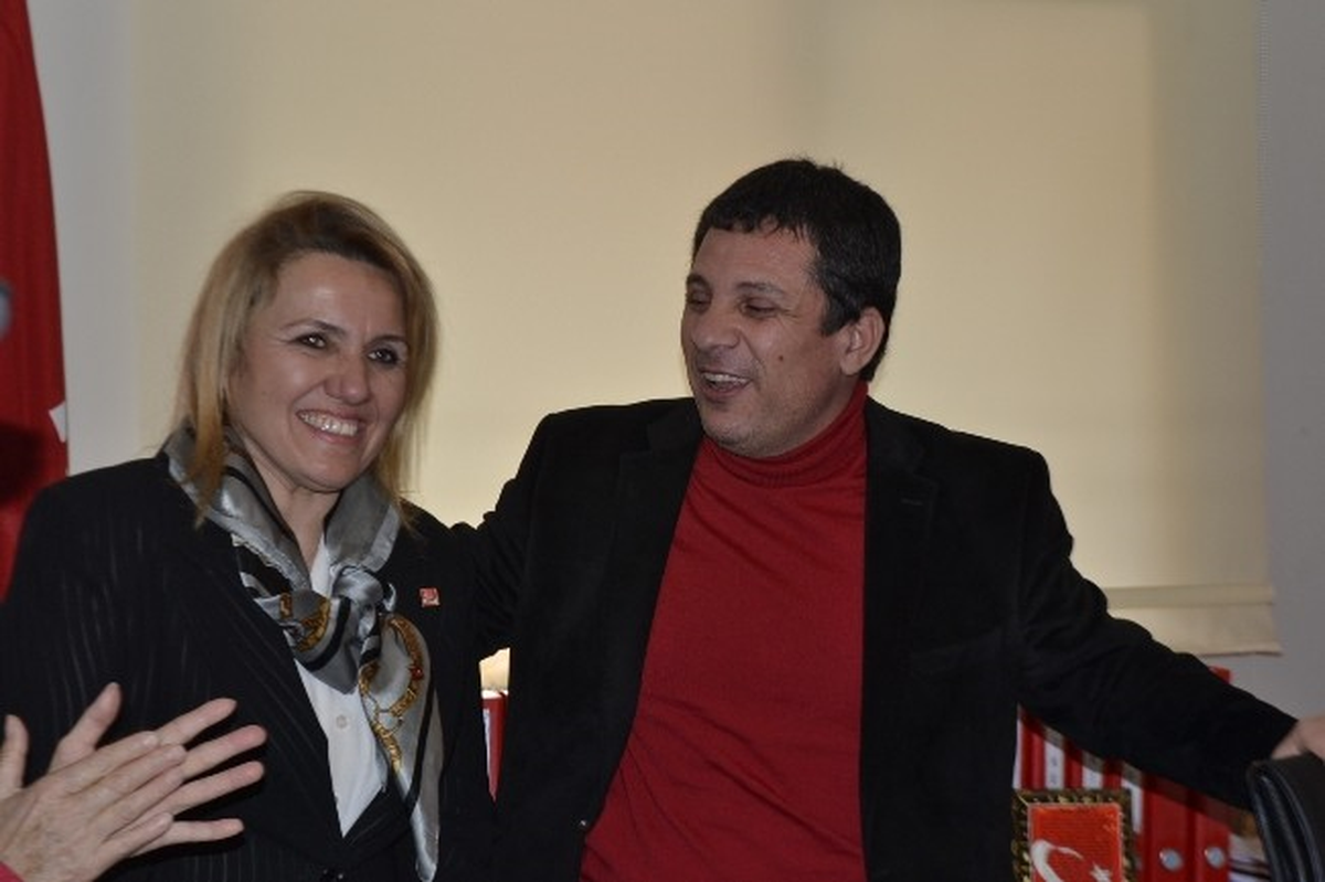 CHP Urla Belediye Başkan Adayı Sibel Uyar Oldu