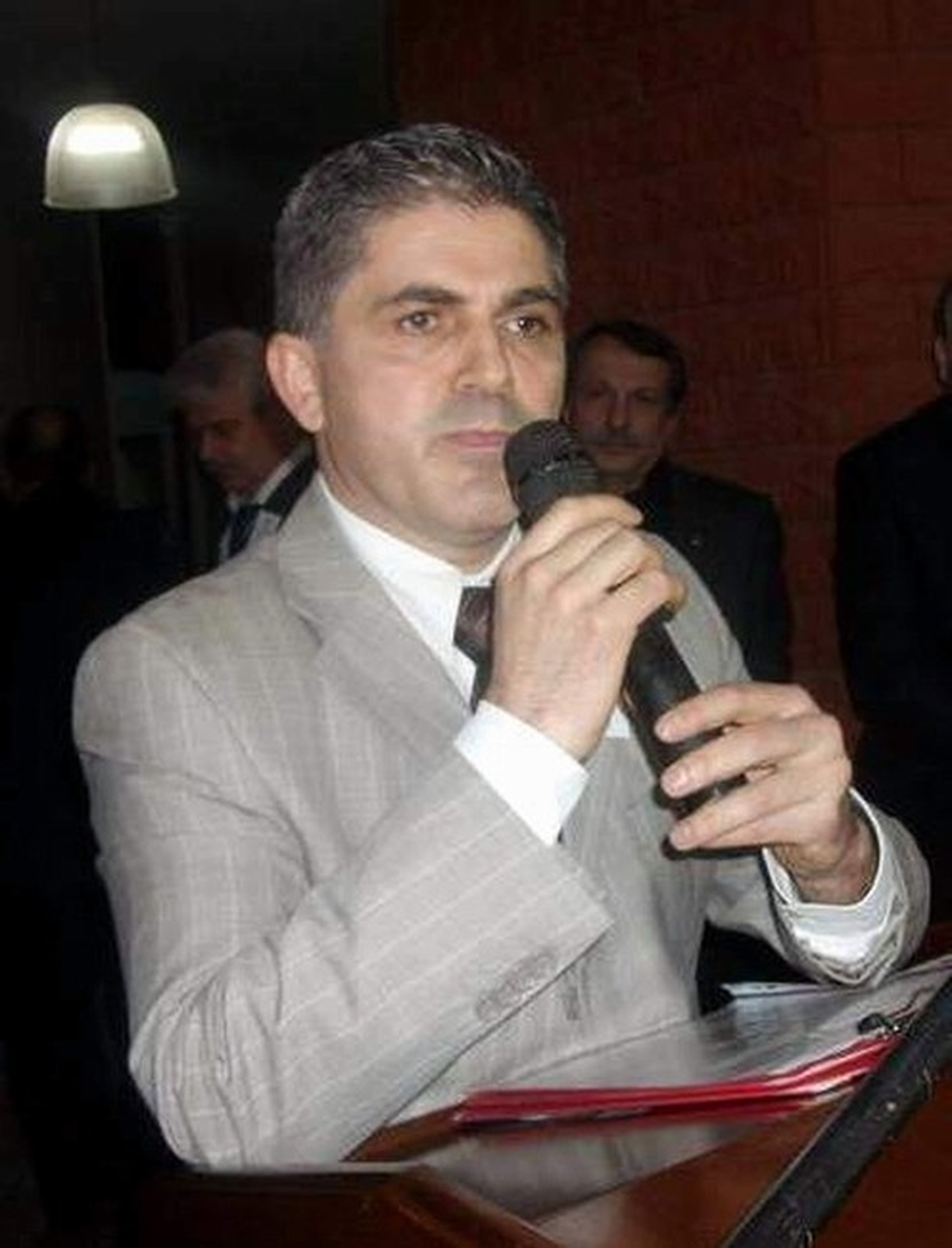 Çiçekçilerden Sevgililer Günü Öncesi \'İnternet Çiçeklerine Kanmayın\' Uyarısı