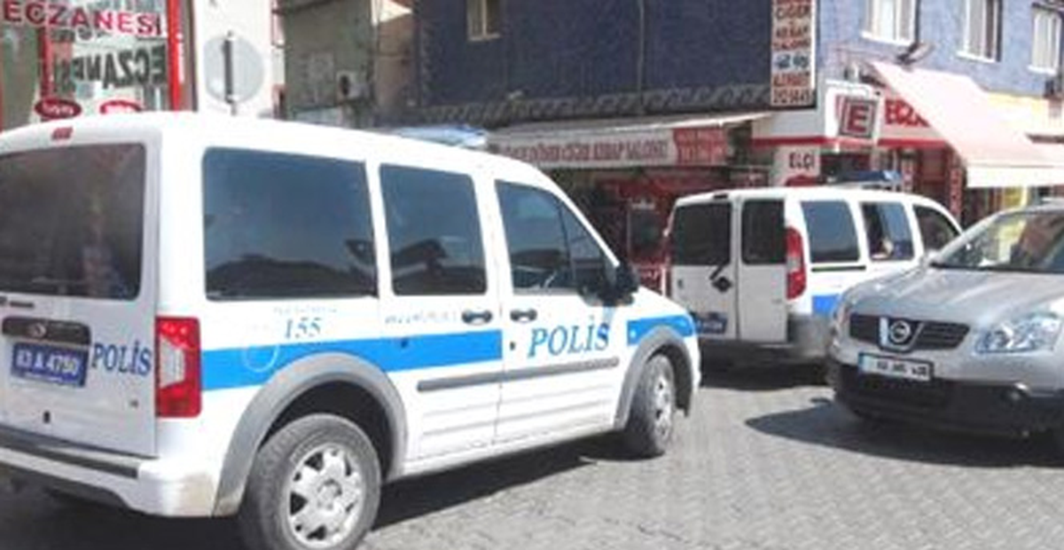 Zonguldak\'ta Vatandaşı Dolandırılmaktan Polis Kurtardı