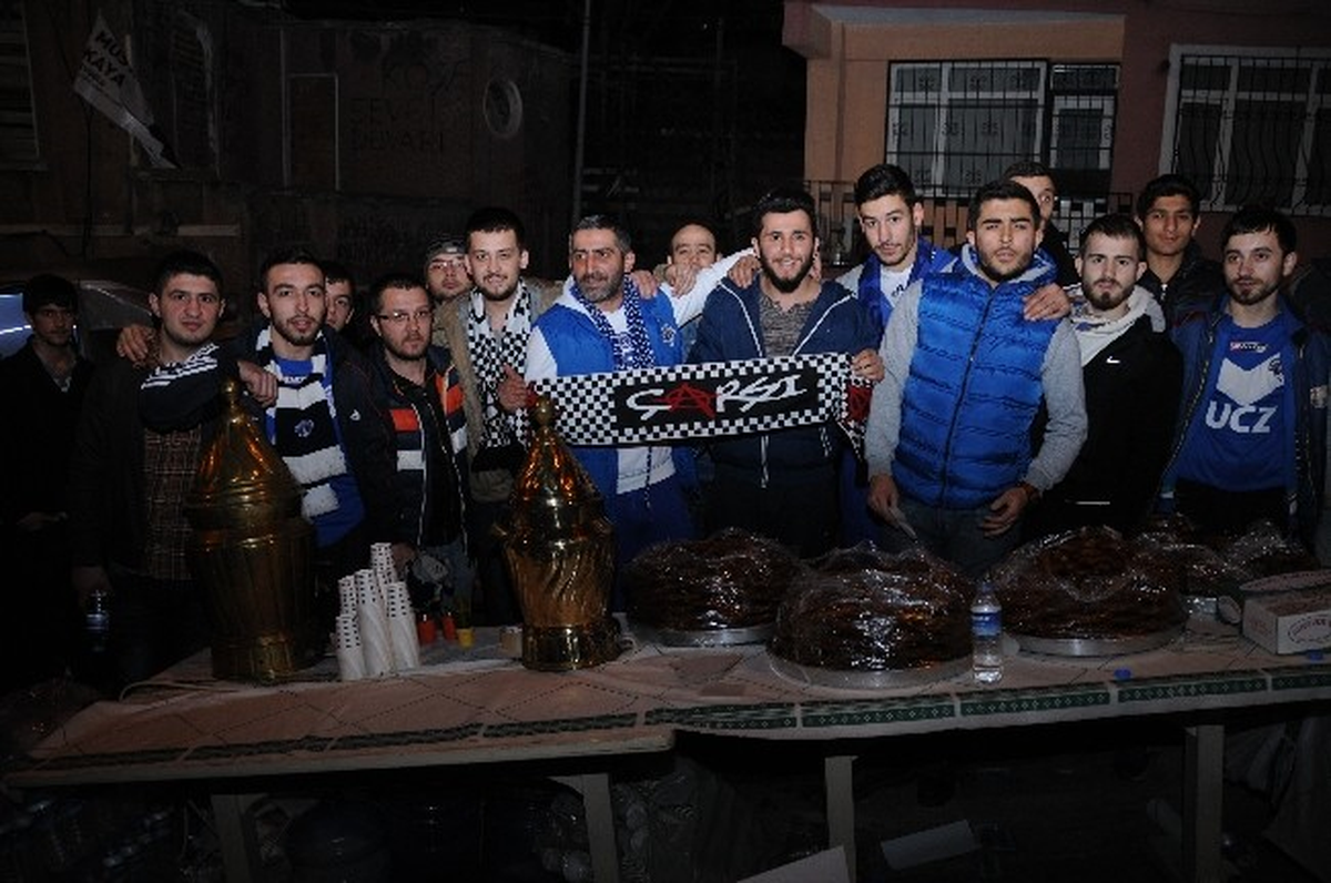 Kasımpaşa Taraftarlarından Tatlı Bir Jest