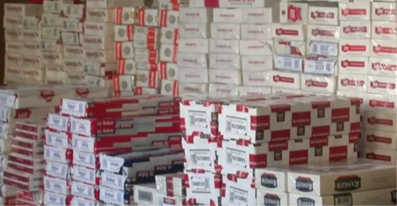 Kepek Çuvalı Yüklü Kamyonda 300 Bin Paket Kaçak Sigara