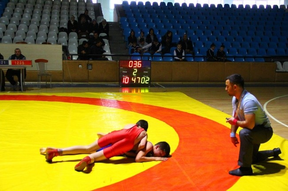 Okul Sporları Güreş Müsabakaları Başladı