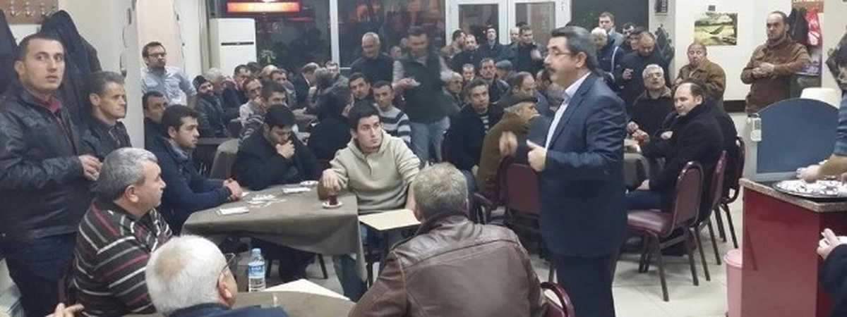 Özkan Esnaflarla Görüştü