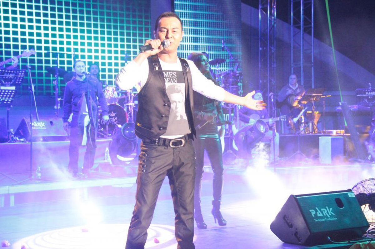 Uludağ\'da Serdar Ortaç Rüzgarı