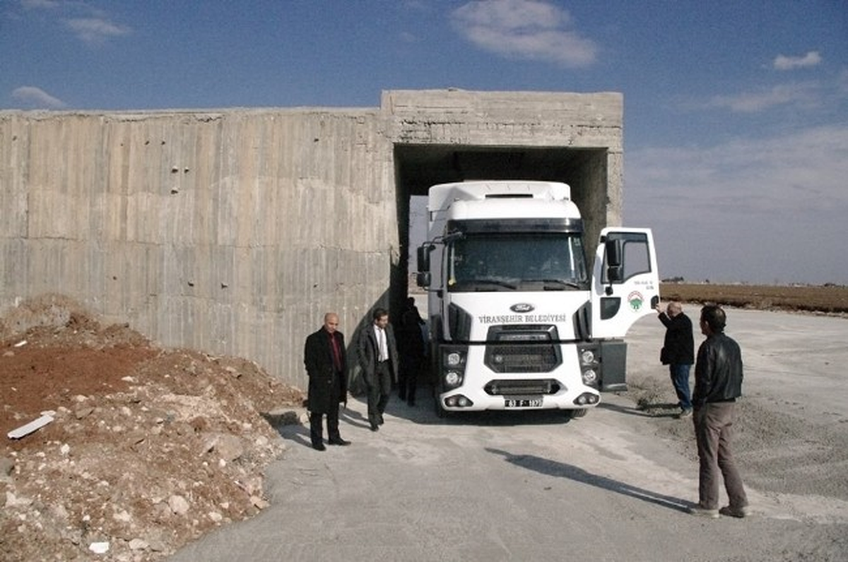 Viranşehir\'e Yeni Çöp Dökme Aracı