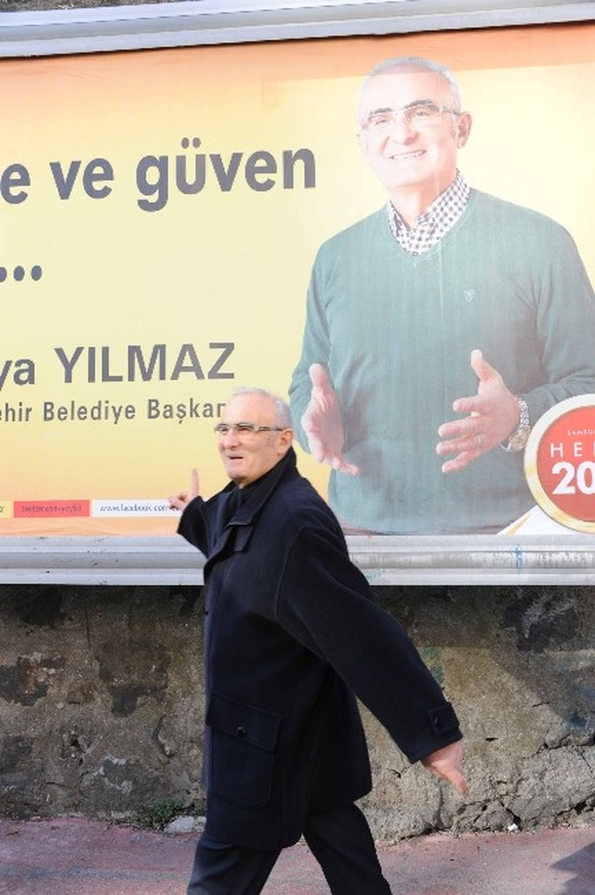 Yılmaz\'a Bulvar Esnafından Yoğun İlgi