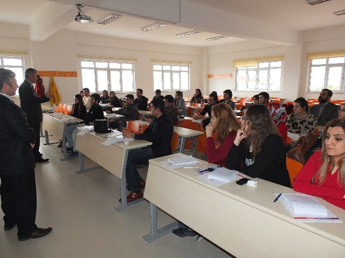 Yozgat\'ta Gençler İçin Uygulamalı Girişimcilik Eğitimi Kursu Düzenlendi