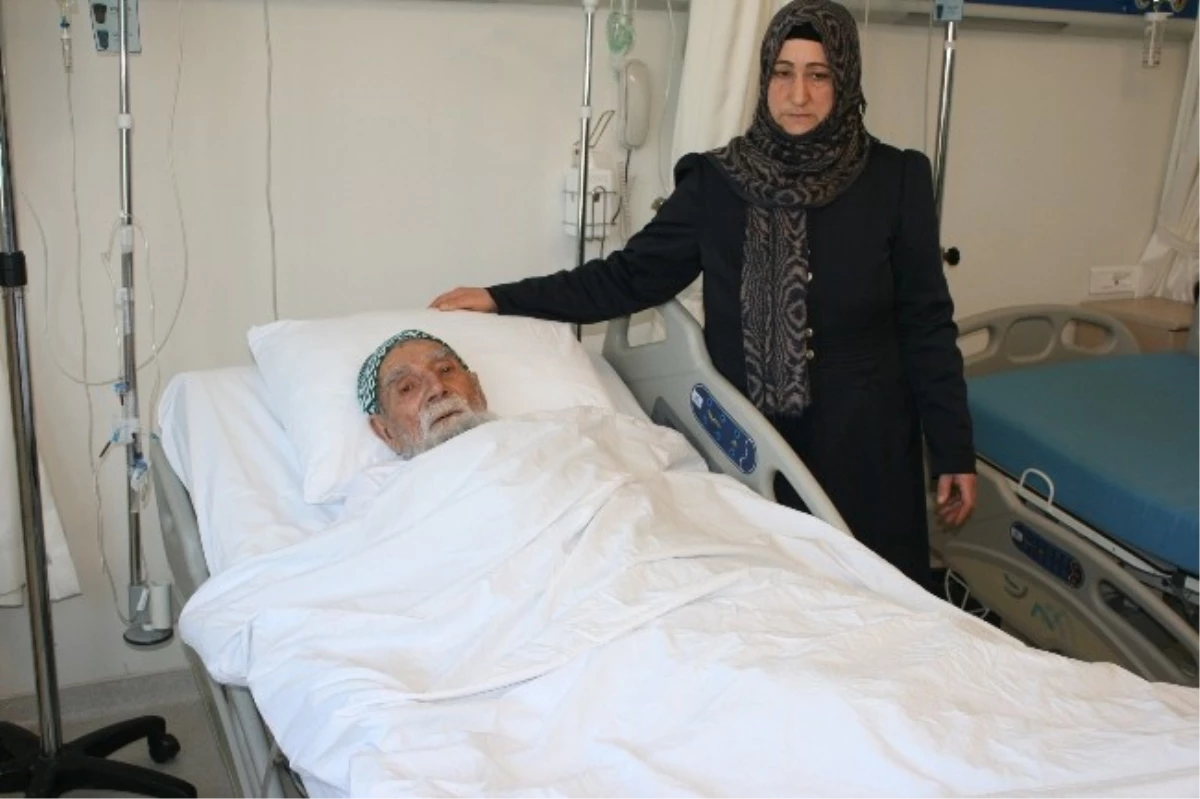 97 Yaşındaki Hasta Hayata Döndürüldü