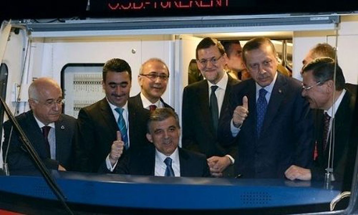 İspanyol Basını: İspanya Başbakanı Seçim Kampanyasına Alet Edildi