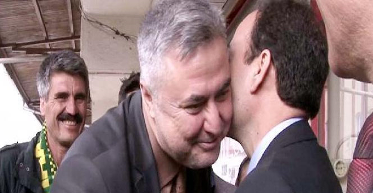 BDP\'li Baydemir ile MHP Adayı Birbirine Başarı Diledi