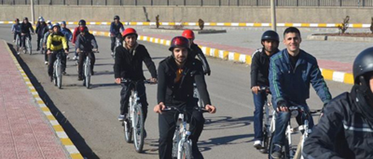 Bisikletler Diyarbakır Yollarında