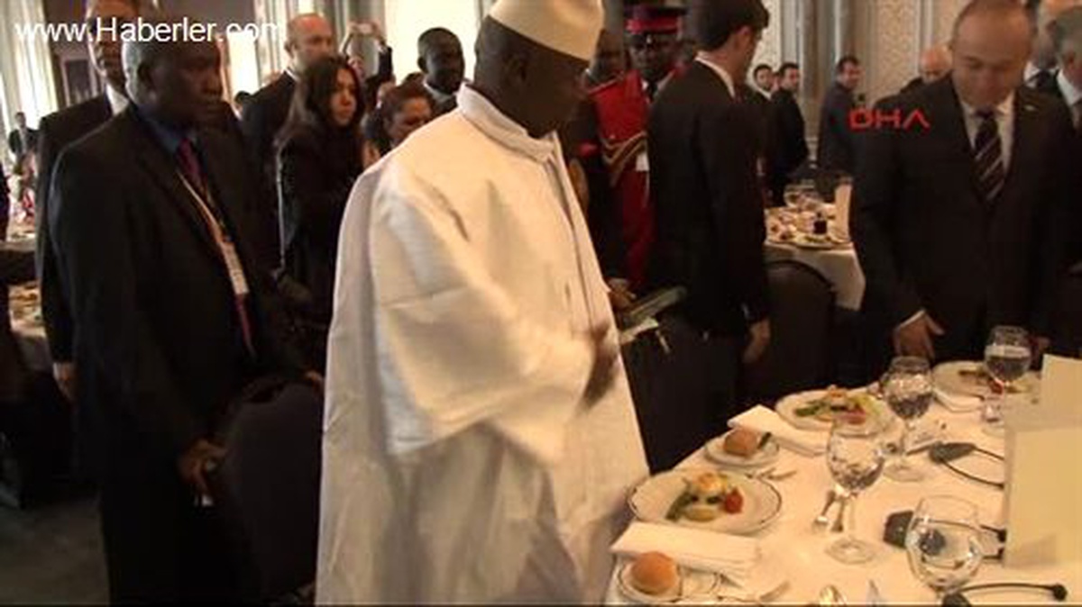 Gambiya Cumhurbaşkanı Jammeh, İş Forumuna Katıldı
