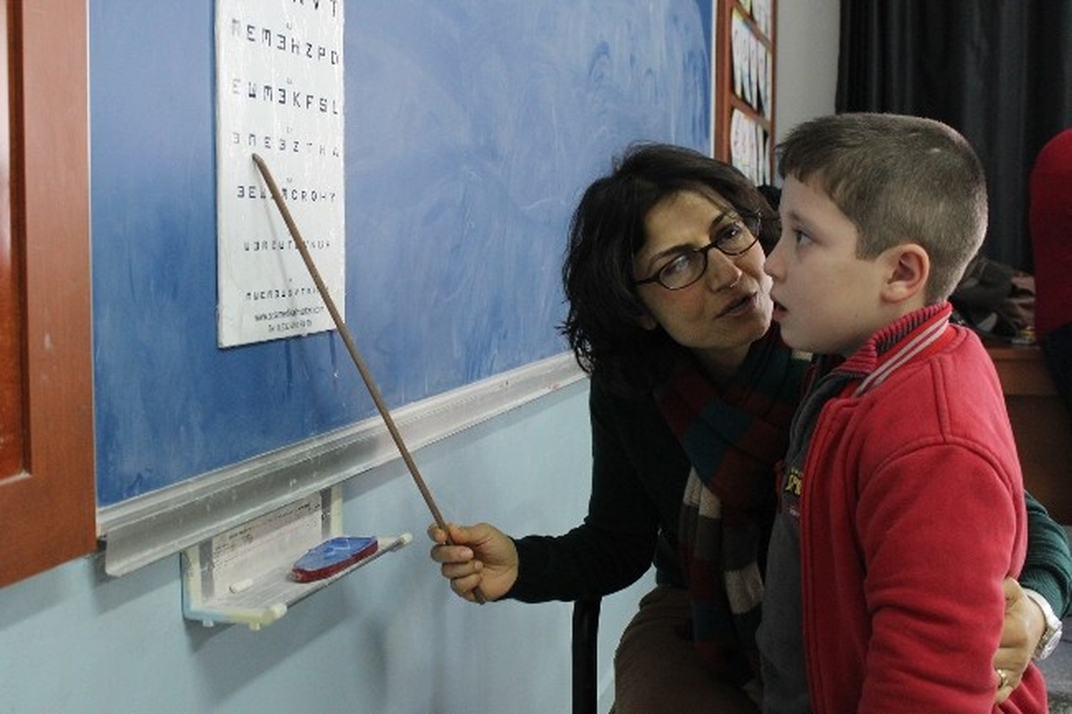 İlkokullardaki Sağlık Taramaları Devam Ediyor