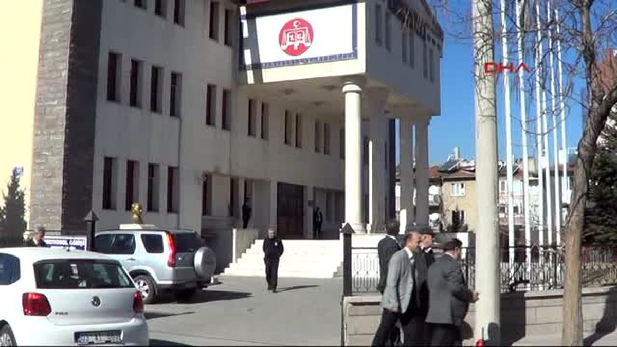 Kamu-Sen\'den, Küfreden İşadamları Hakkında Suç Duyurusu