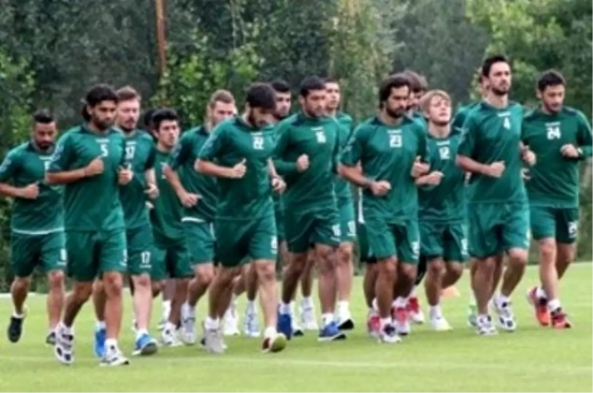 Torku Konyaspor\'da Neşeli Antrenman