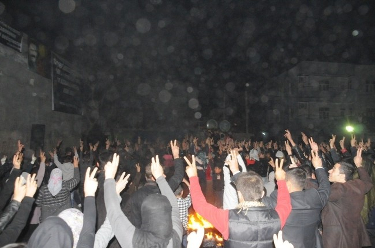 Cizre\'de İzinsiz Gösteriye Polis Müdahale Etti