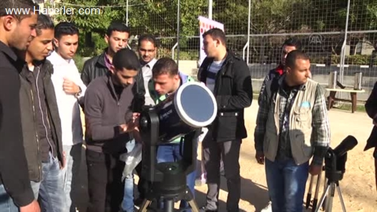 Gazzeli Öğrenciler İlk Kez Güneşi Gözlemledi