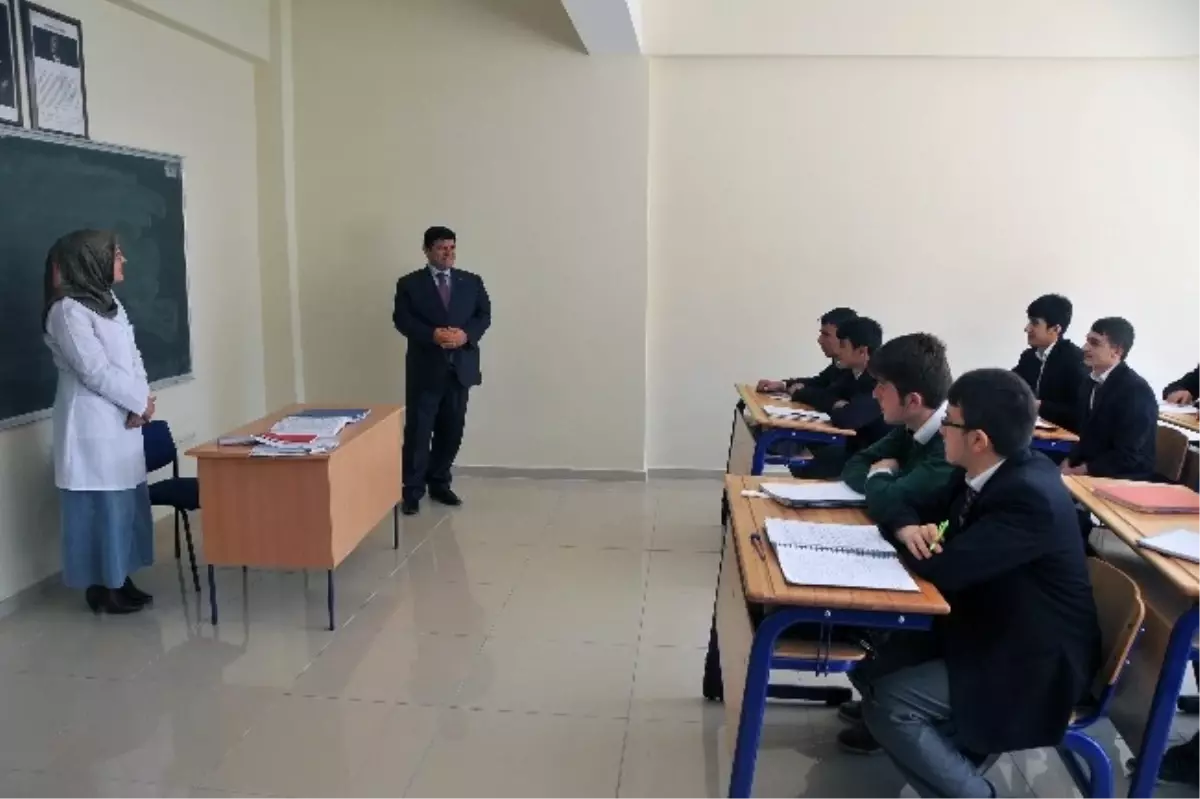 Gümüşhane\'de İmam Hatip Lisesi Yeni Binasına Taşındı