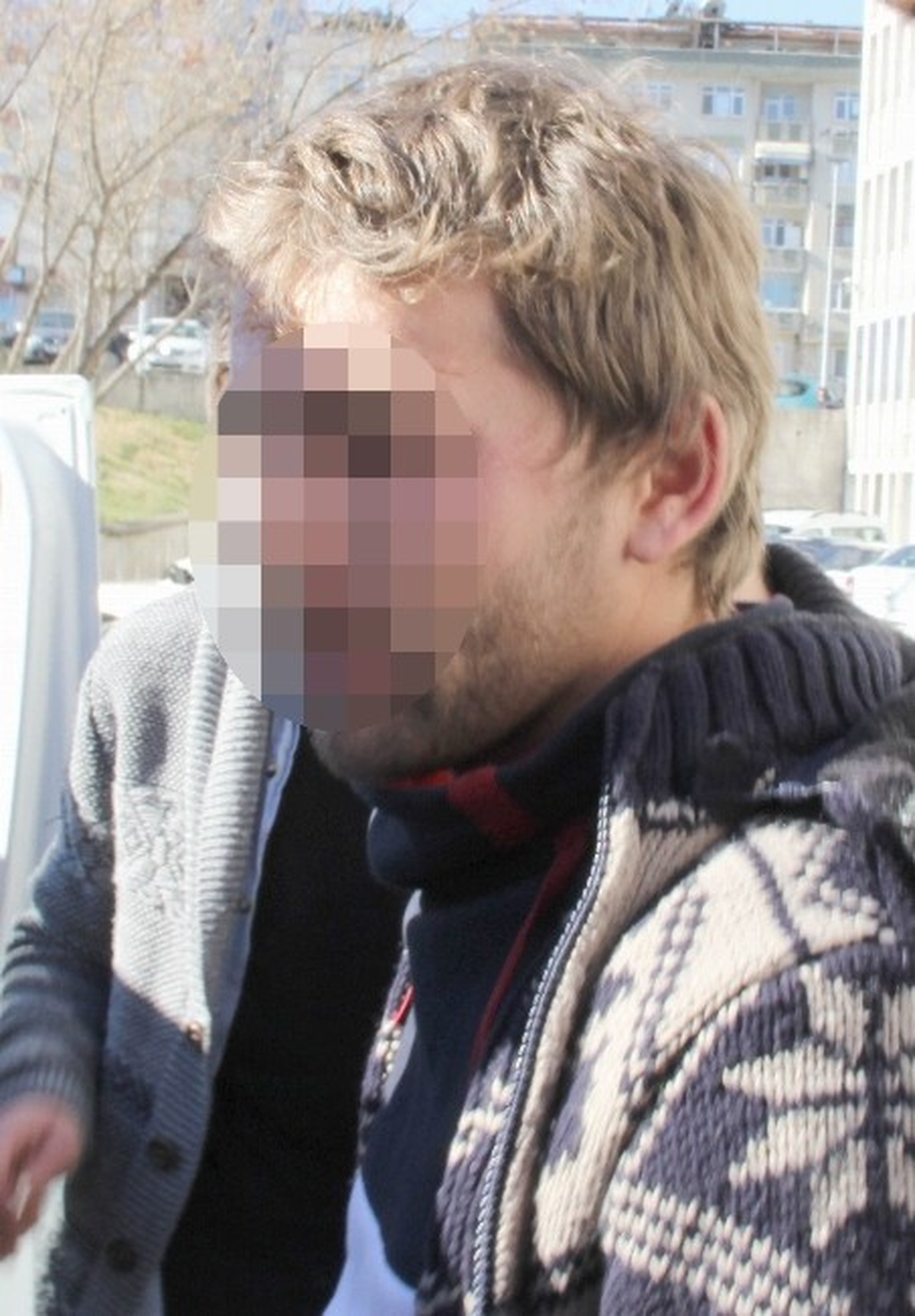 Hastanede Bıçakla Dehşet Saçan Genç Serbest