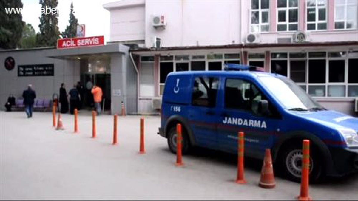 İşçi kolunu beton mikserine kaptırdı -