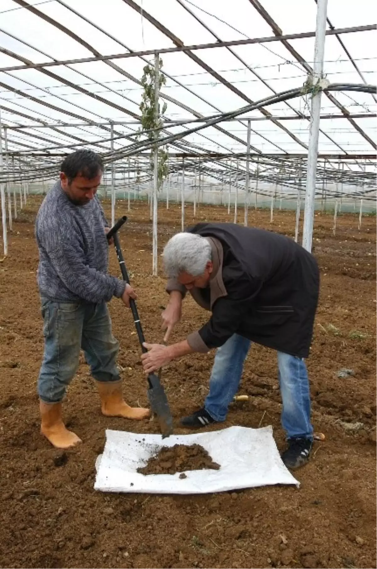 İzmir Büyükşehir\'den "Toprak-Su" Hamlesi