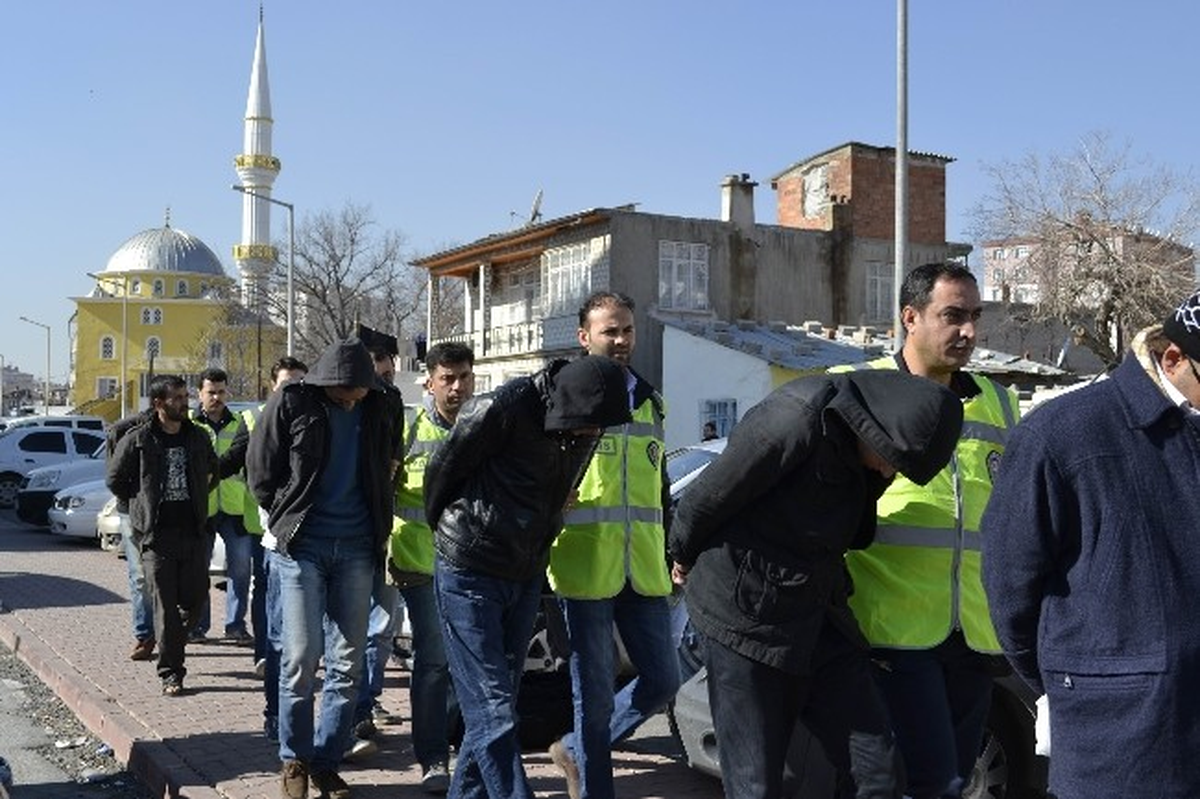 Konya\'da Hırsızlara Operasyon: 8 Gözaltı