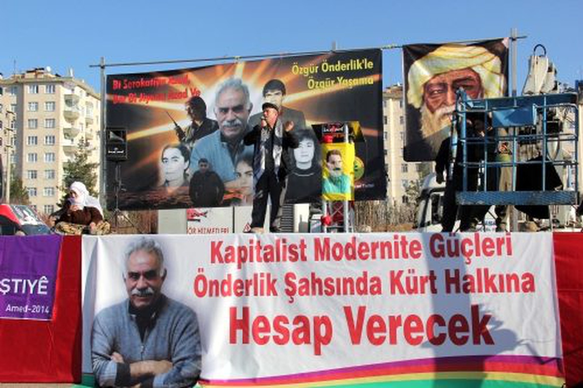 BDP Diyarbakır\'da Halk Kürsüsü Etkinliği Düzenledi
