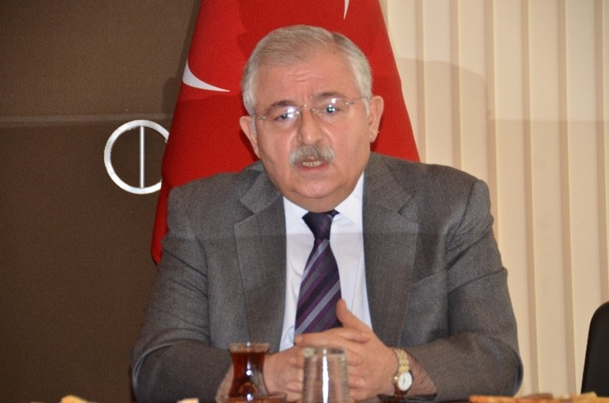 Paris Büyükelçisi Burcuoğlu\'ndan Veda Buluşması