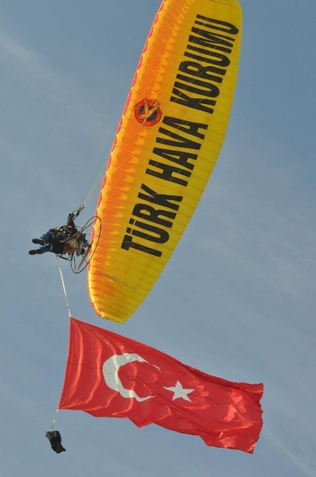 Thk Paramotorlarından "Sevgililer Günü" Provası