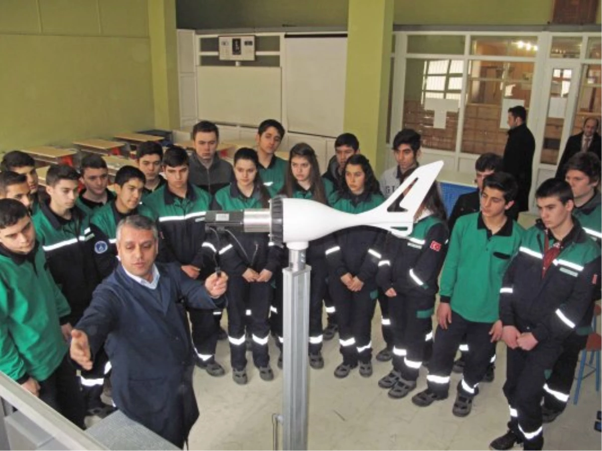 Türkiye\'nin İlk Yeşil Enerji Personeli Kocaeli\'de Yetişiyor