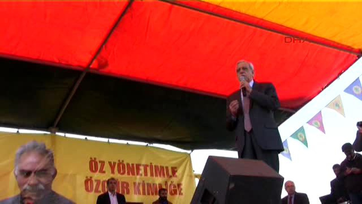Ahmet Türk: Kürt Halkı 30 Mart\'ta Öcalan\'ın Özgürlüğüne Zemin Oluşturmalı