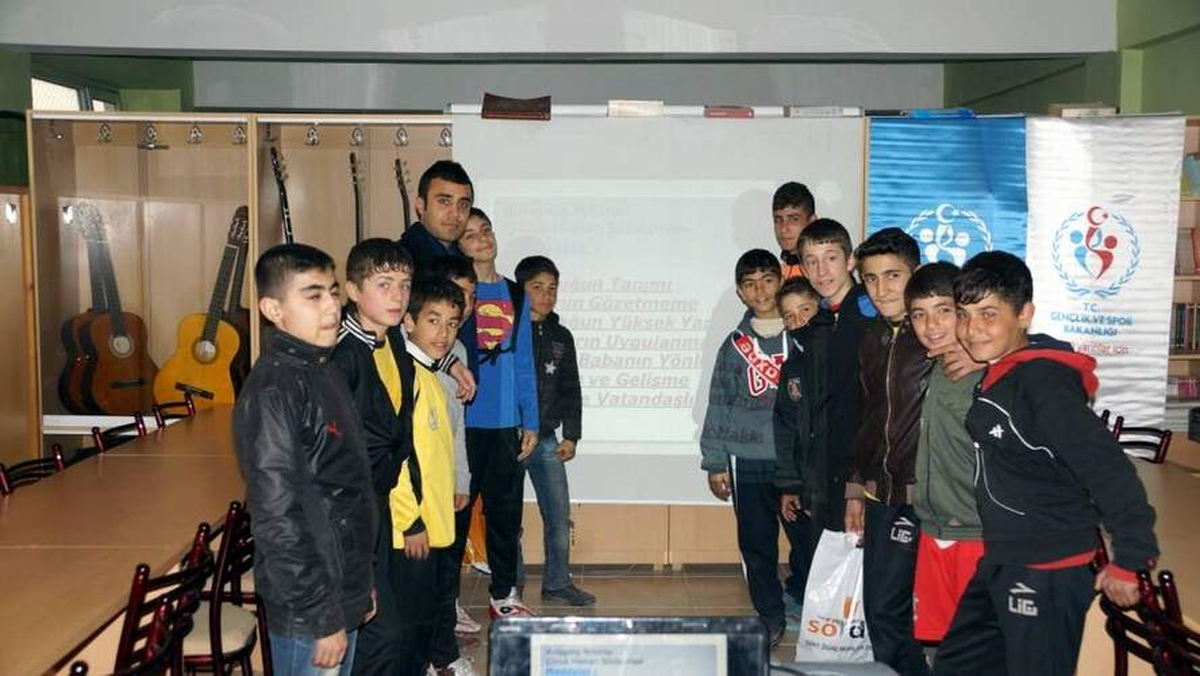 Çocuklara, Çocuk Hakları Eğitimi