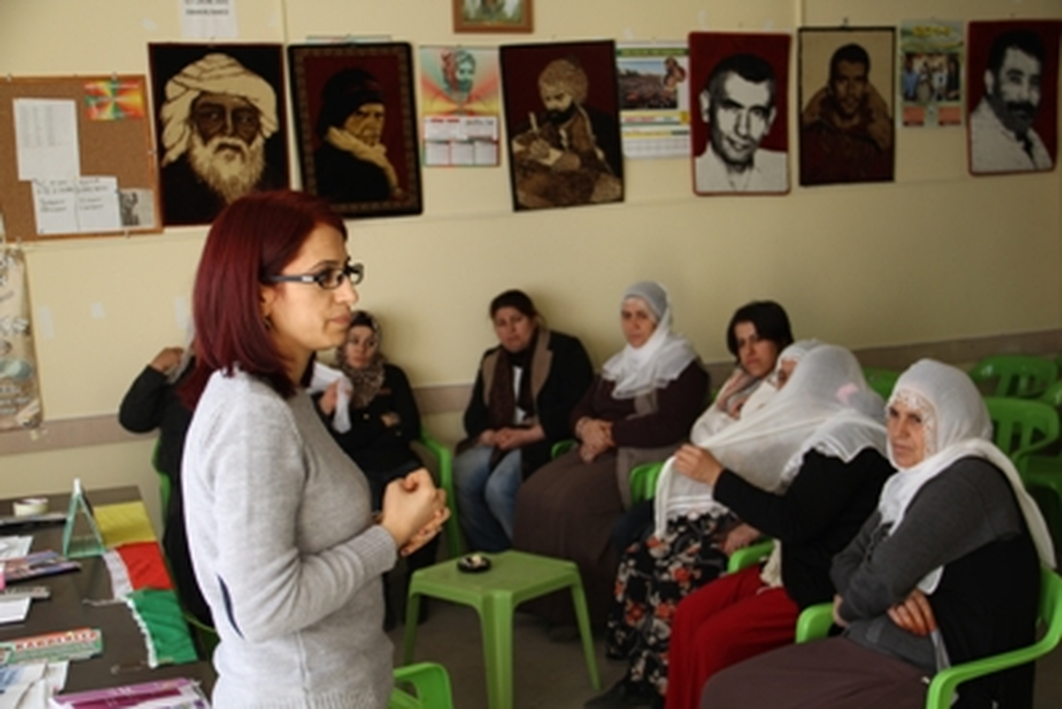 Bismil\'de Kadınlar Erkeklere Şiddeti Anlattı