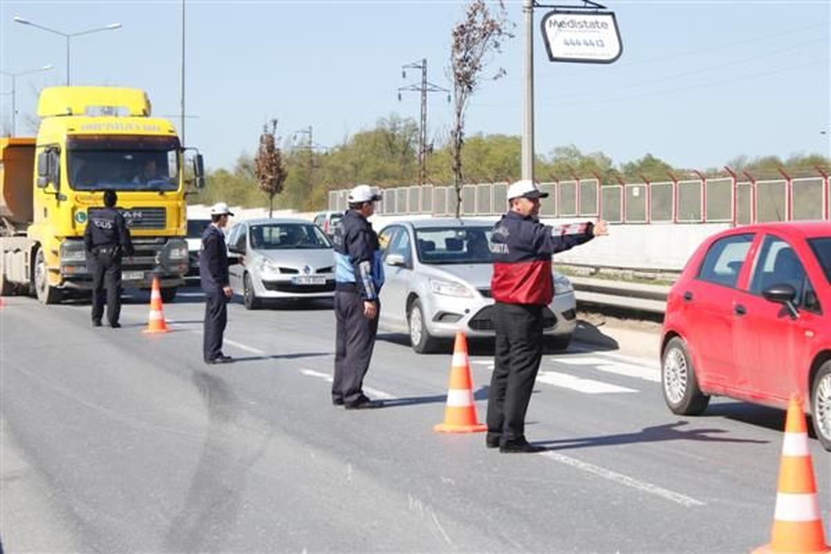 Kartepe\'de Trafik Zabıtası Hizmete Başladı