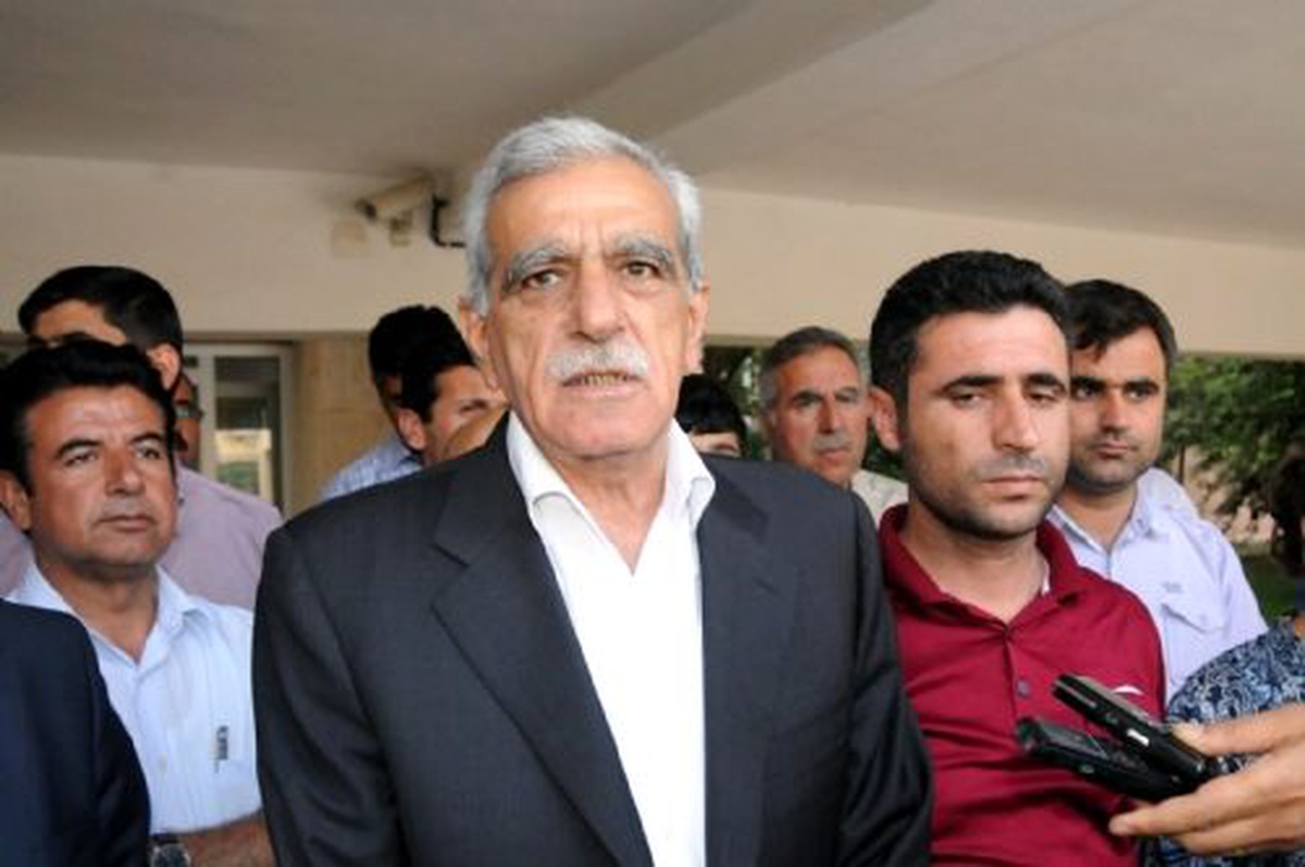 \'Kürtler 30 Mart\'ta Öcalan\'ın Özgürlüğüne Zemin Oluşturmalı\'