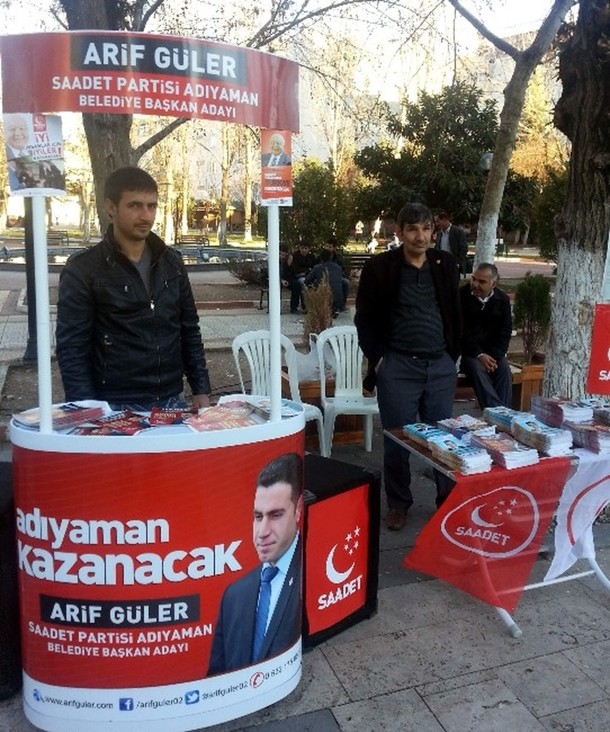 Saadet Partisi Demokrasi Parkı\'nda Stant Kurdu