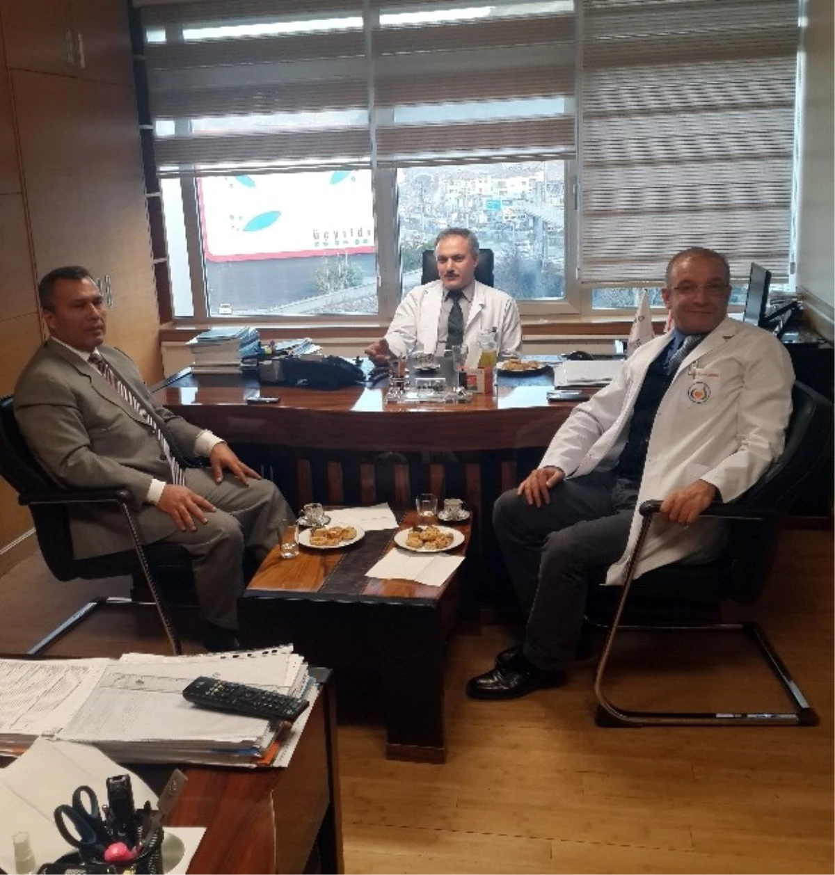 Trabzon Emniyet Müdürü Murat Köksal, Özel Yıldızlıgüven Hastanesi\'ni Ziyaret Etti