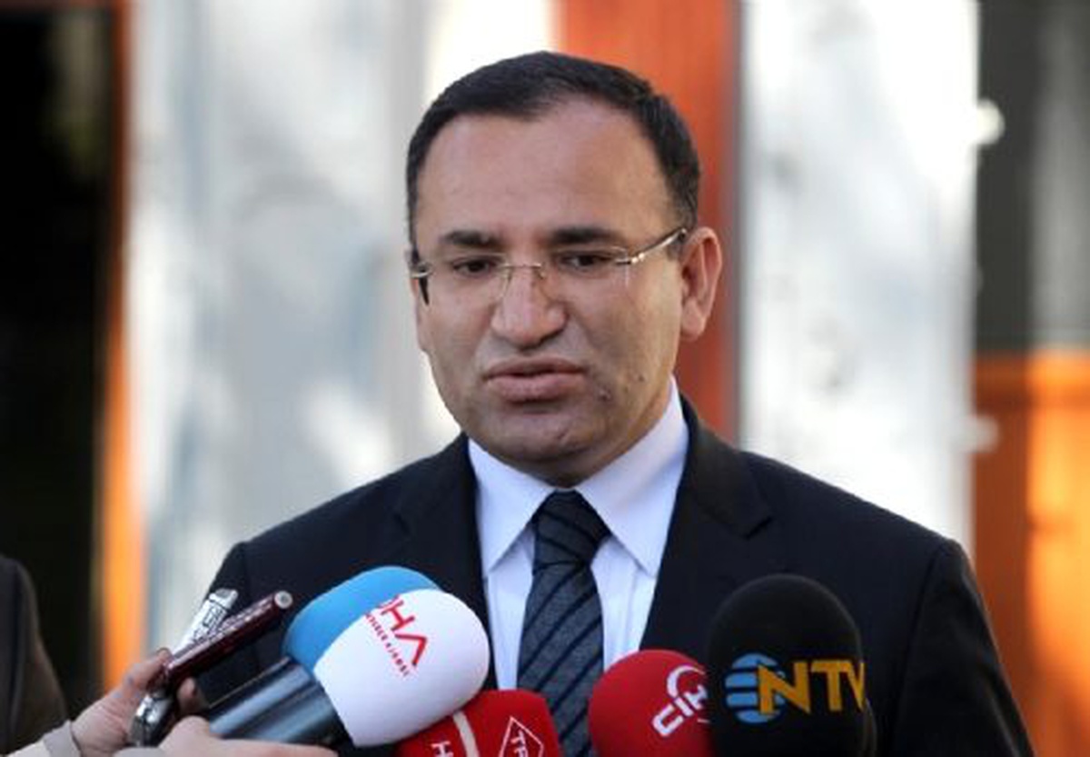 Bakan Bozdağ İzmir\'deki İddialarla İlgili Sert Konuştu