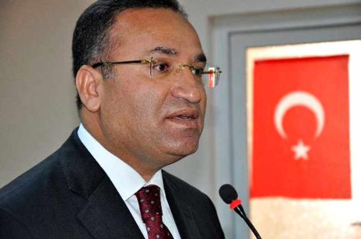 Bakan Bozdağ İzmir\'deki İddialarla İlgili Sert Konuştu