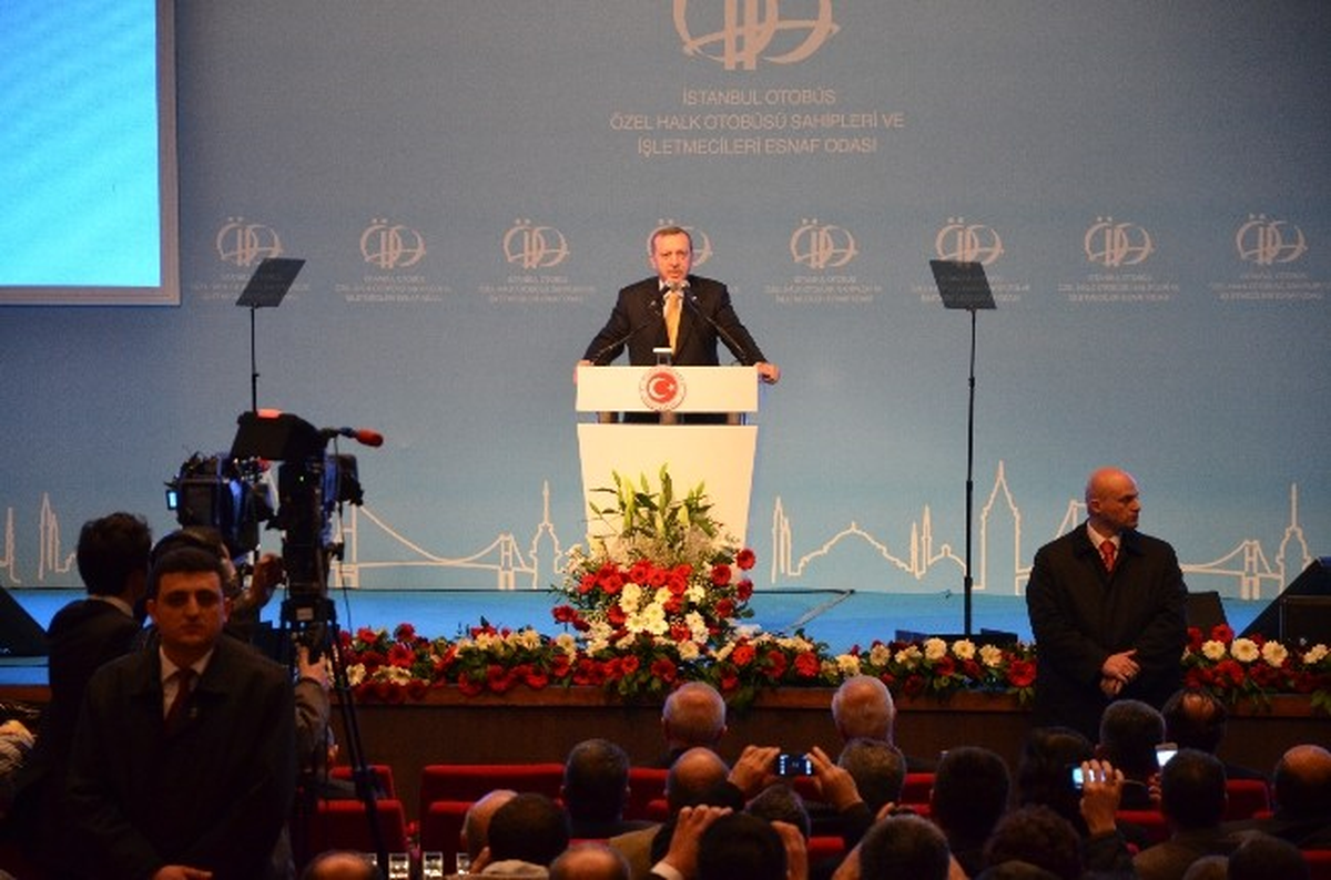 Başbakan Erdoğan: "İstanbul\'u Tamamen Metro Ağlarıyla Öreceğiz"