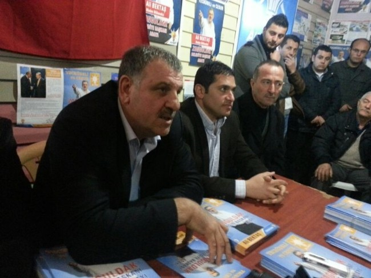 Bektaş, Seçim Bürosu Açtı