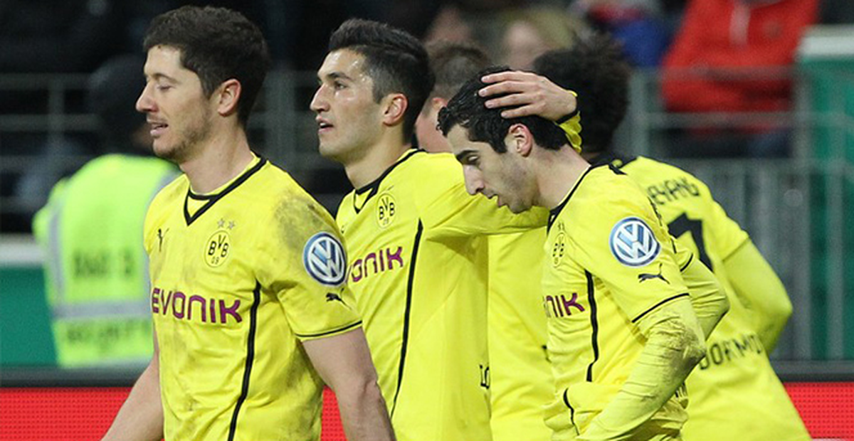 Borussia Dortmund, Eintracht Frankfurt\'u 4-0 Yendi